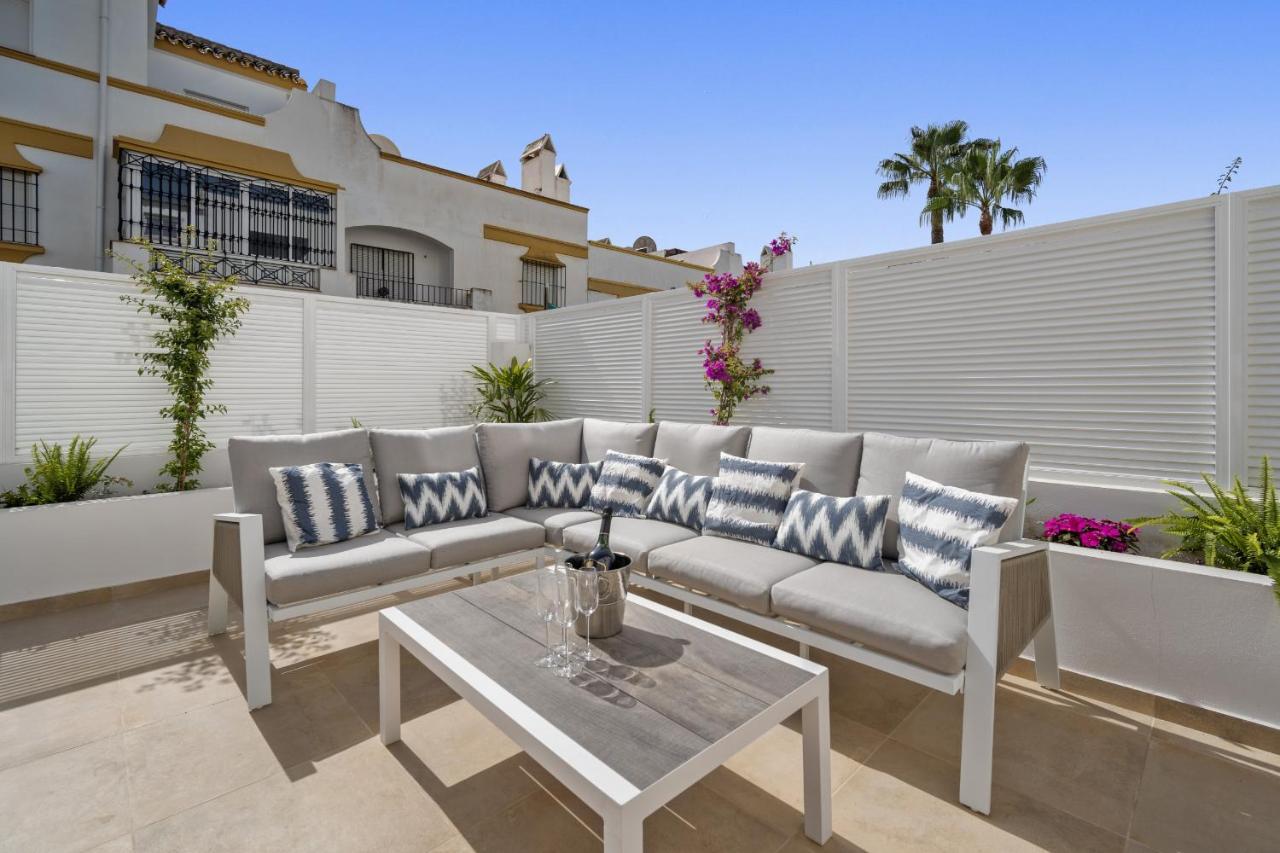 Casa Adriana Villa Marbella Exterior photo
