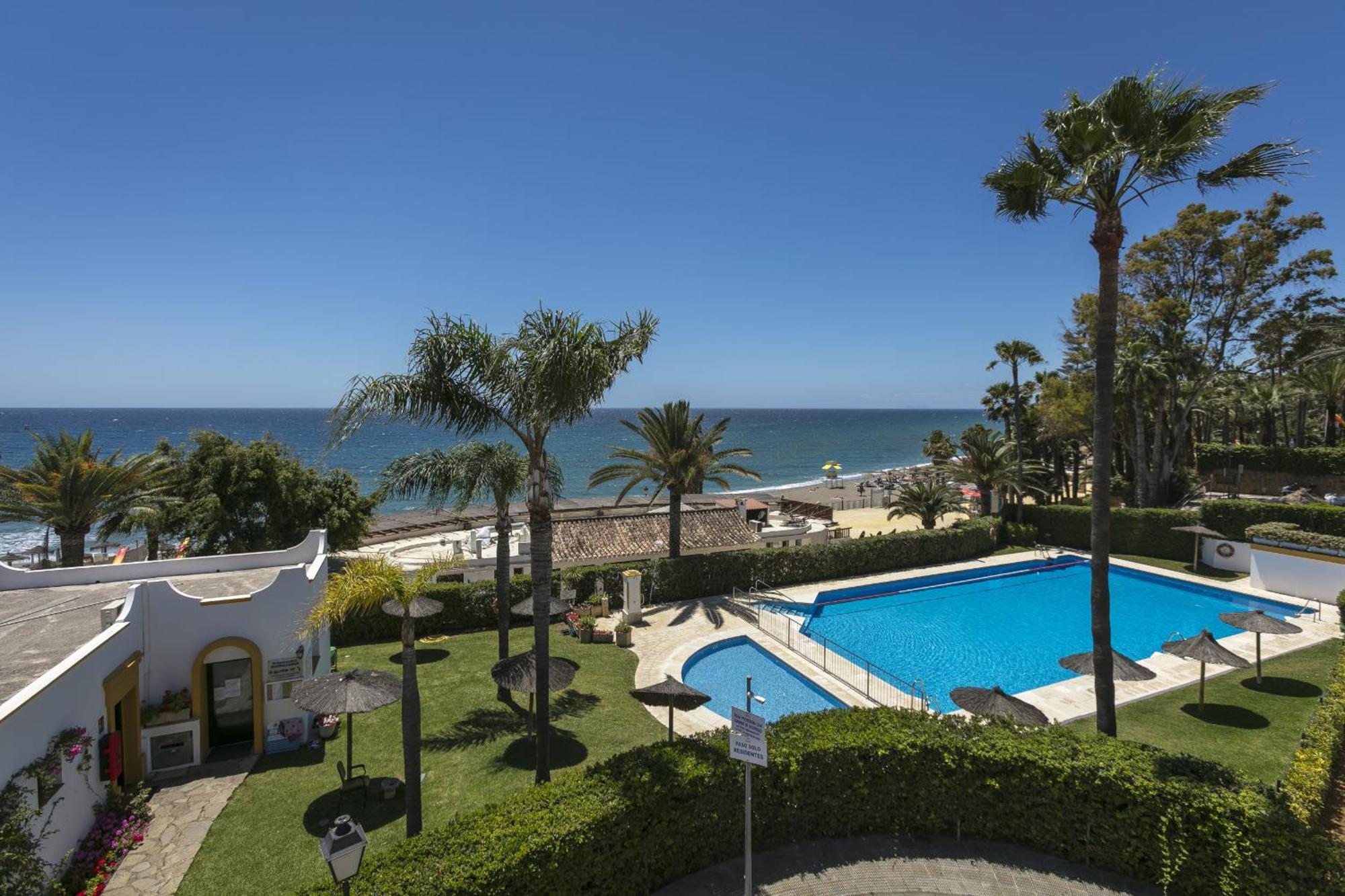 Casa Adriana Villa Marbella Exterior photo